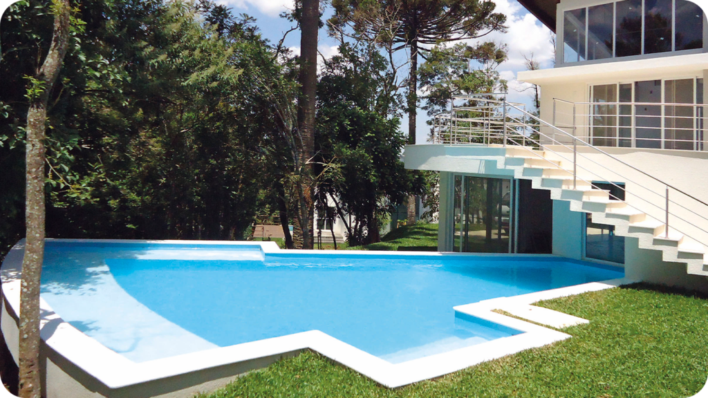 Manutenção e limpeza da piscina no verão | Desjoyaux Piscinas