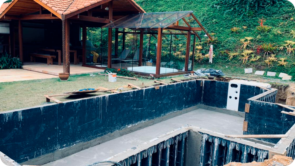 Dicas para renovar sua piscina | Desjoyaux Piscinas